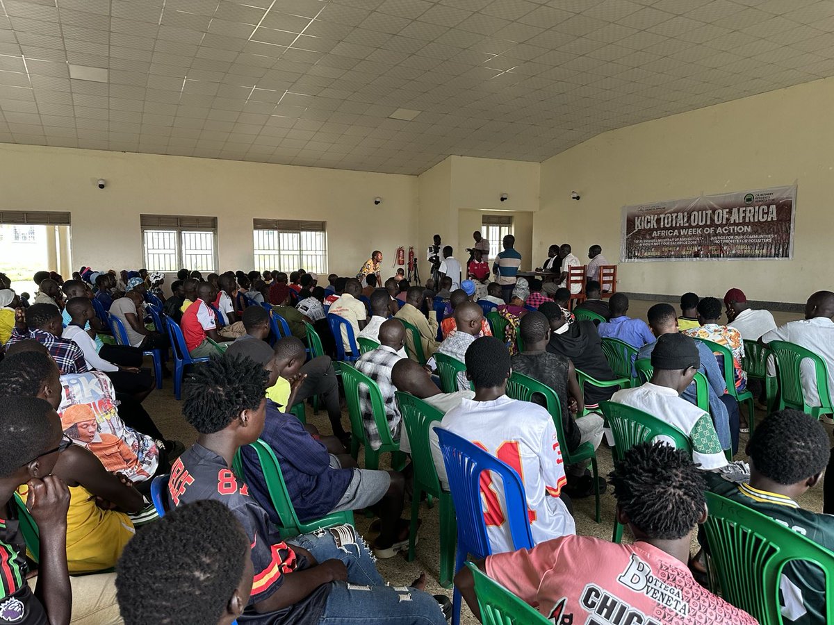 Following the online tribunal, EACOP and the oil-project-affected communities in Uganda convened for an in-person tribunal to present their case before the court of public opinion. The tribunal supported their plea: total pay up and get out! #KickPollutersOut!