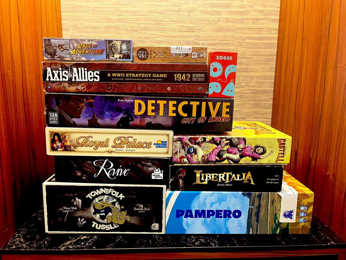We made out like bandits at the <a href="/FallConYYC/">FallCon</a> live auction!
It's always such a fantastic event! 
#FallCon2025
#boardgames