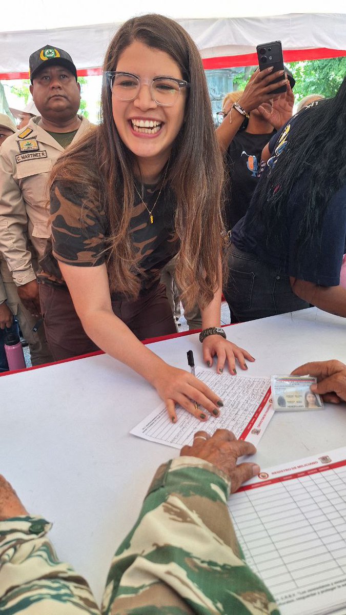 Alistamiento de la Presidenta del Instituto Nacional de Parques. Rosinés Chávez. 

#YoMeAlisto