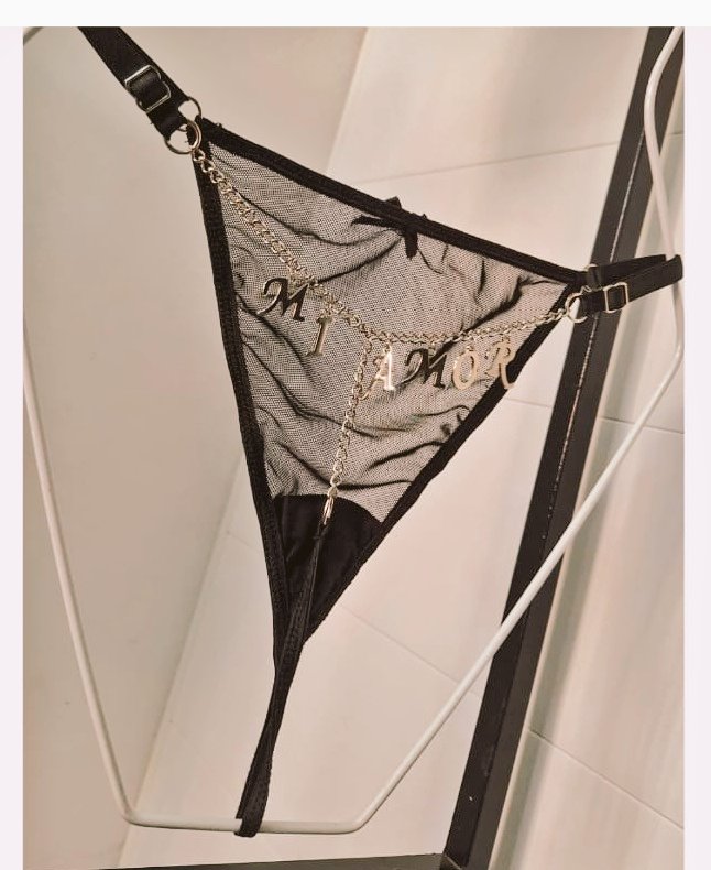 Alguien que me quiera regalar una de estas... Cuál sería? Y porque?... 😈