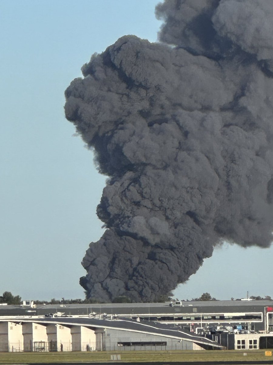 Esaú Villatoro-Tello tweet media