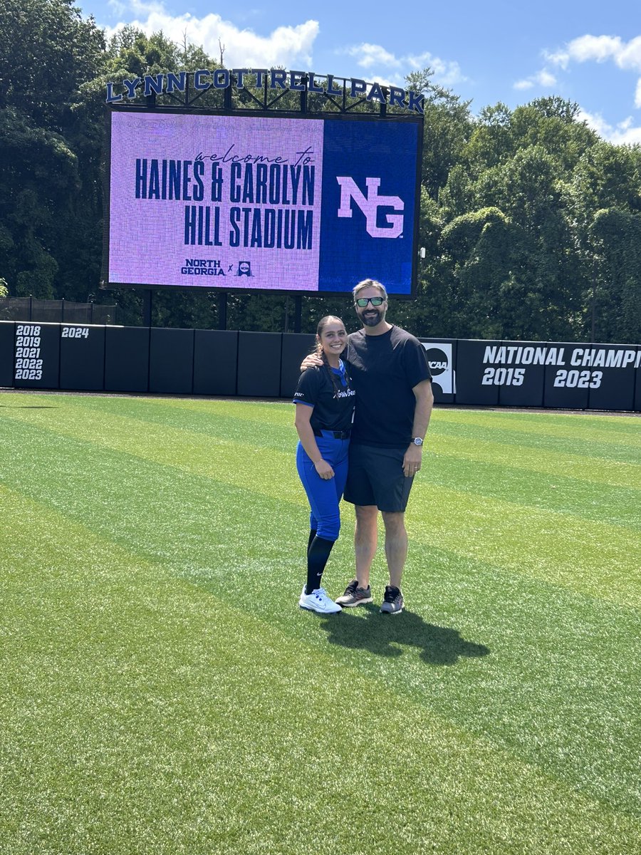 Kylee_Hanson2026 (@kyleehanson2026) on Twitter photo Thank you for all the support and love!!Here’s to the next chapter in life.
@MojoWade07 <a href="/CoachBruceMojo/">Bruce Lewis</a> <a href="/Harmon__dh/">Coach Harmon</a> <a href="/BrookeOHair3/">Brooke Best-O'Hair</a> <a href="/Alea_Medina27/">LeLe †</a> Thank you for all the support and love!!Here’s to the next chapter in life.
@MojoWade07 <a href="/CoachBruceMojo/">Bruce Lewis</a> <a href="/Harmon__dh/">Coach Harmon</a> <a href="/BrookeOHair3/">Brooke Best-O'Hair</a> <a href="/Alea_Medina27/">LeLe †</a>