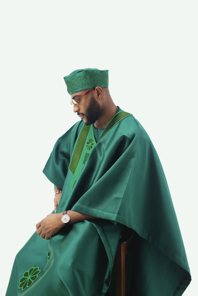 Grace in tradition, power in presence. 💚✨

#KolaOmotoso #BBNaija