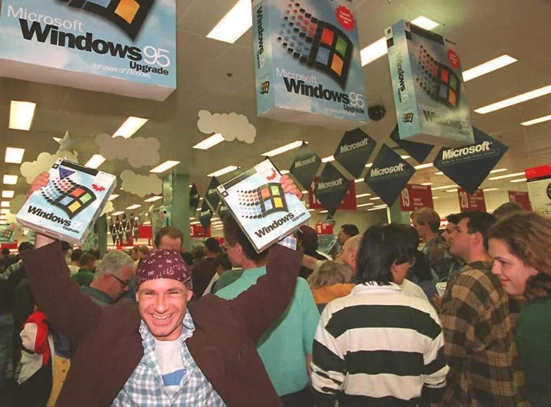 On this day in 1995, Windows 95 was released.