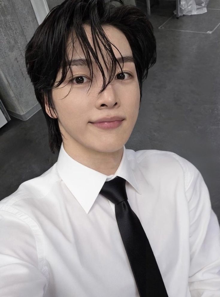 hourlysungchan's tweet photo. #RIIZE #라이즈 #SUNGCHAN #성찬 

@RIIZE_official https://t.co/gmTxS2unnx