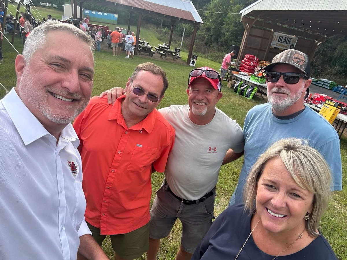 When they said “shrimp feast” I knew I had to be there- and when it included 400 of my good friends I was thankful for the invitation!

Thank you to Kirby Birch and the Virginia Hunting Dog Alliance for the invite and always so great to see so many great patriots like Senator