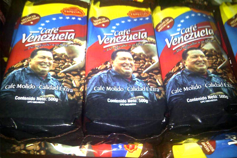 A propósito del Café Bienestar...

Adivinen qué gobierno también sacó su propio café.

Exacto, el de Venezuela.

Les digo, en Morena ya ni disimulan, son una vil calca del castro-chavismo.