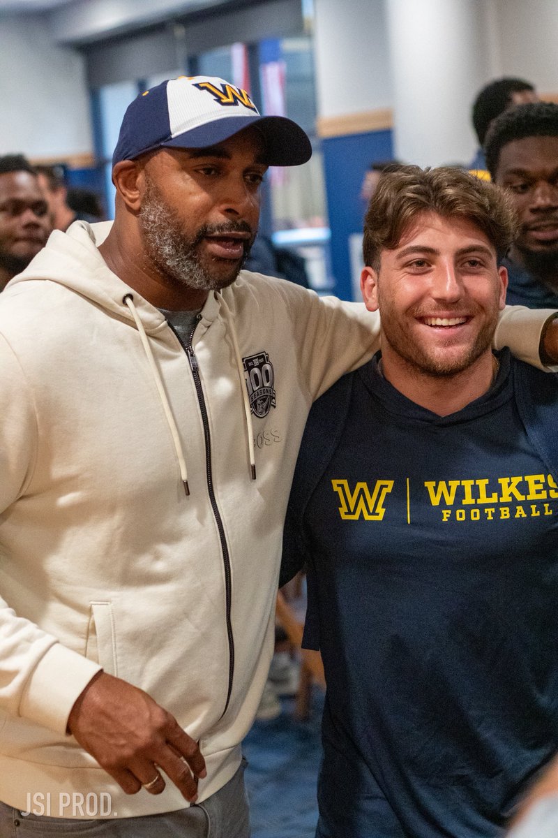 Wilkes Football tweet media