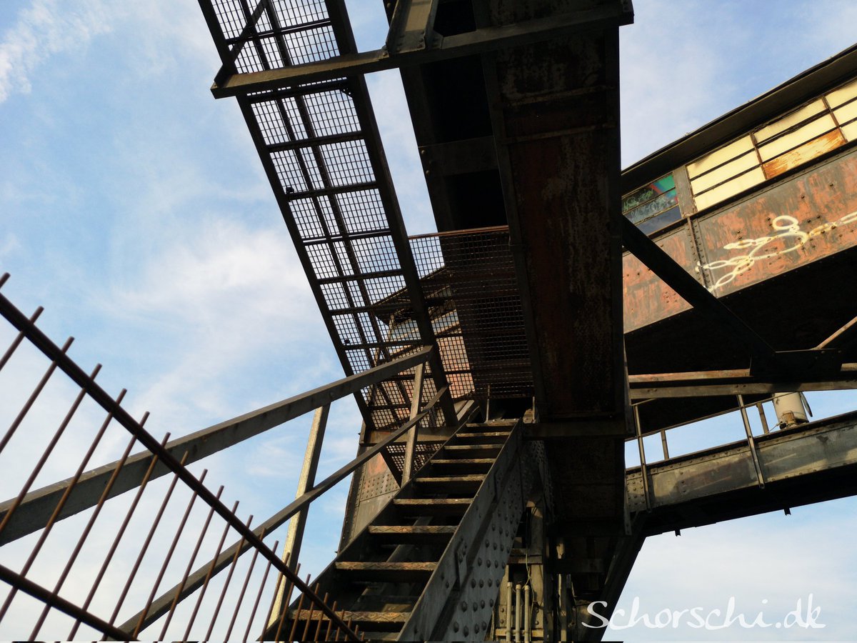 Hey zusammen, guten Abend! Wünsche euch allen einen wundervollen Sonntagabend und einen sanften Start in die neue Woche. Ihr schafft das! 🌙✨