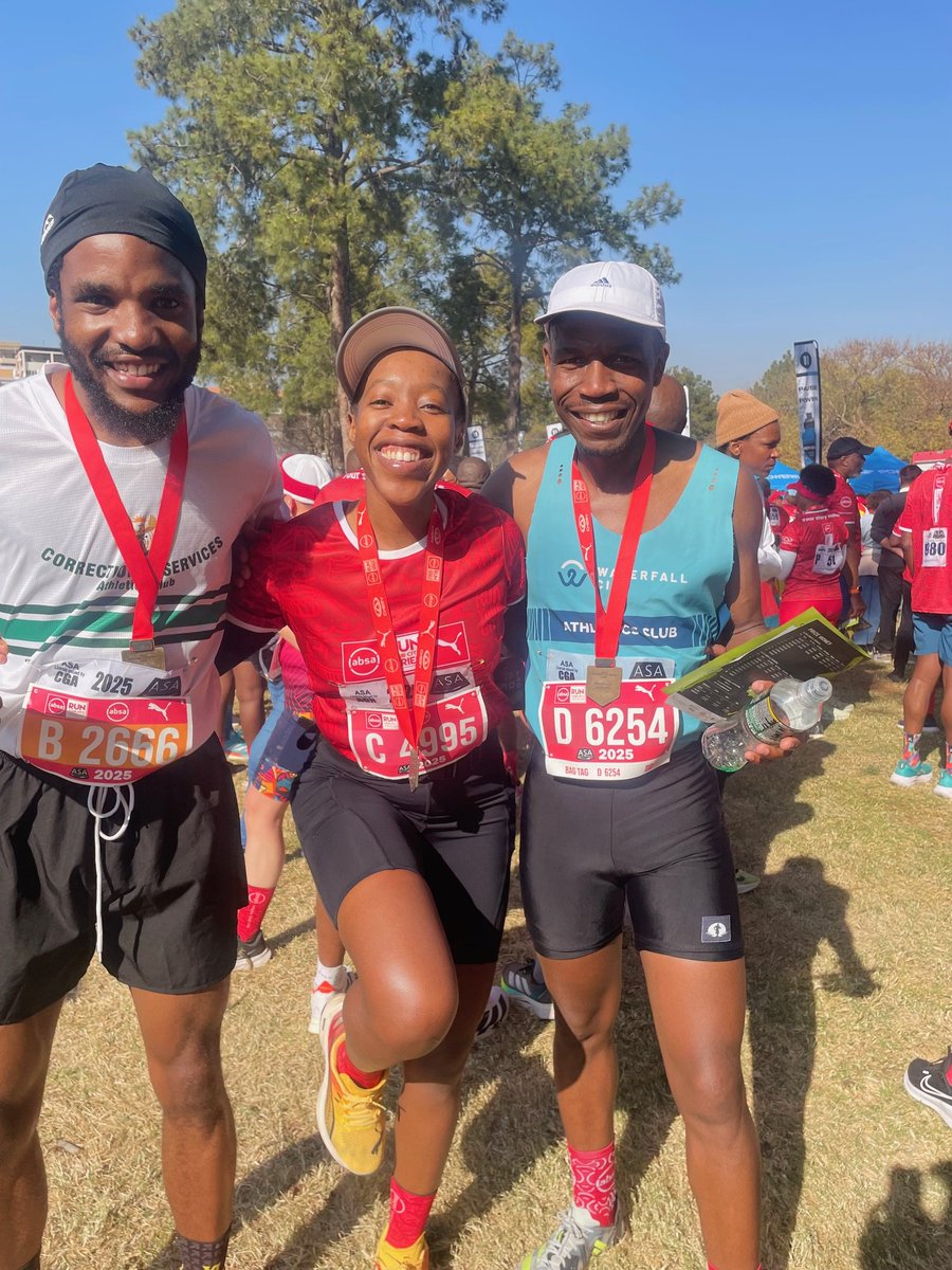 CaThiii_M's tweet photo. Girlie painted Tshwane red and it was nothing short of amazing!😊❤
#FetchYourBody2025 #TrapnLos
#IChoos2BActive #IPaintedMyRun #VitalityActiveRewards #RunningWithSoleAC #absarunyourcitytshwane10k https://t.co/GB0UJGD0Bp