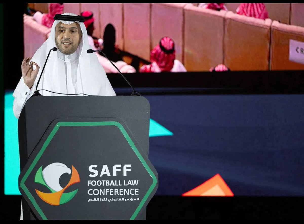 #وزارة_الرياضة_والشباب
بعد القرارات التي أصدرت بحق الهلال!!!! 
أعضاء مجلس لجنة الاستئناف سيقدمون استقالتهم يجب التحقيق معاهم عفسو الدنيا ويمشون .🦜
#نهائي_كأس_السوبر_السعودي 
#الهلال_يصنع_التاريخ_وغيره_يشاهد