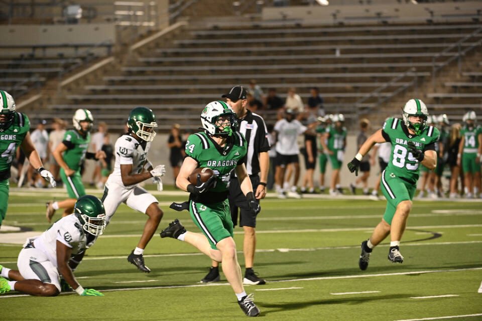 BrooksBiggers's tweet image. Week 0✅! Fired up for Friday Night Lights in Midland!
@SLC_Recruiting @drobalwayzopen @DP2Nice @3hunnidGuru #ProtectTheTradition #TXHSFB #SouthlakeCarroll #Dragons