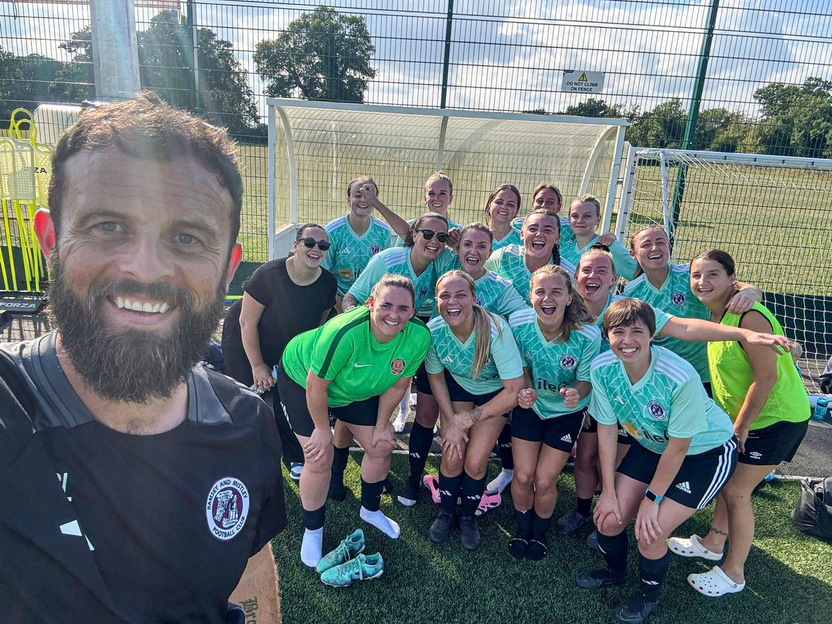 The smiles when you come from behind to win your first #AdobeWomensFACup game 😀🤳

📸 <a href="/RamseyLadies/">Ramsey & Mistley ladies</a>