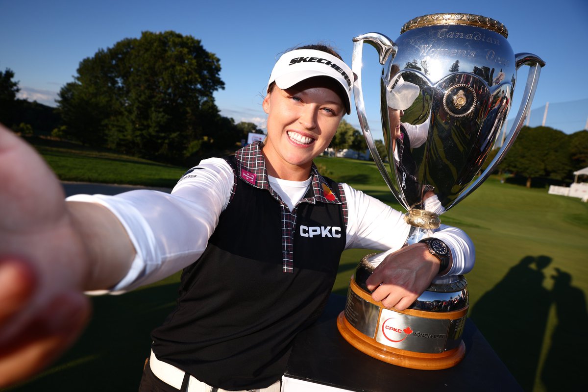 A little cheese for your poutine 😁🧀 #LPGAWinnerSelfie