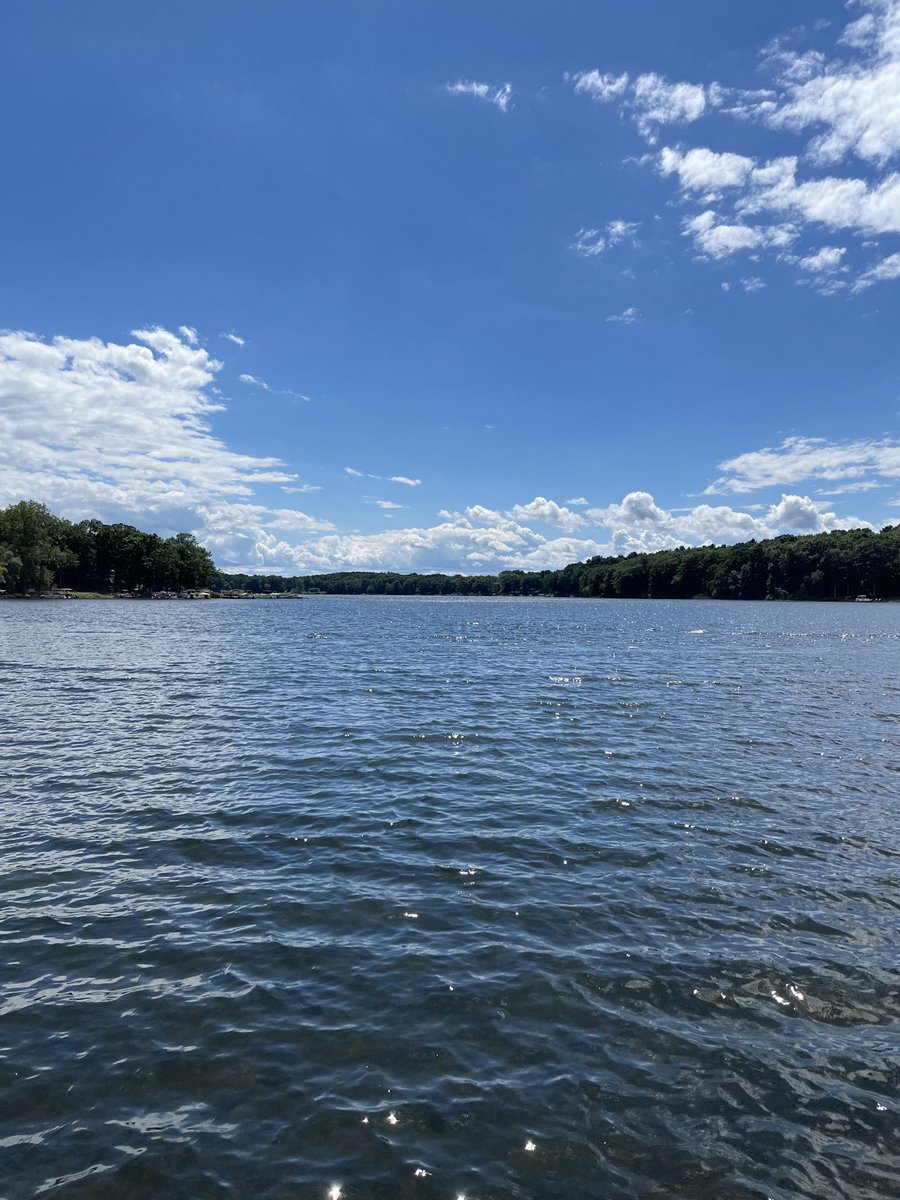 ItsMe3MC's tweet photo. I was feeling a bit cunty today, but this lake always makes everything feel better.
#Sunday
#TipsicoLake
#Holly #PureMichigan https://t.co/ycz9rTE5zZ