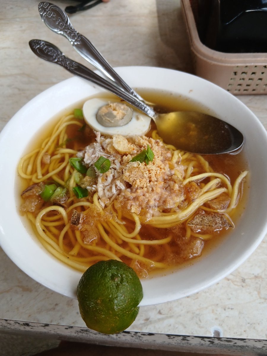 Lordtsutey93's tweet image. Breakfast Time.😍😋🥰

#Batchoy
#yummy