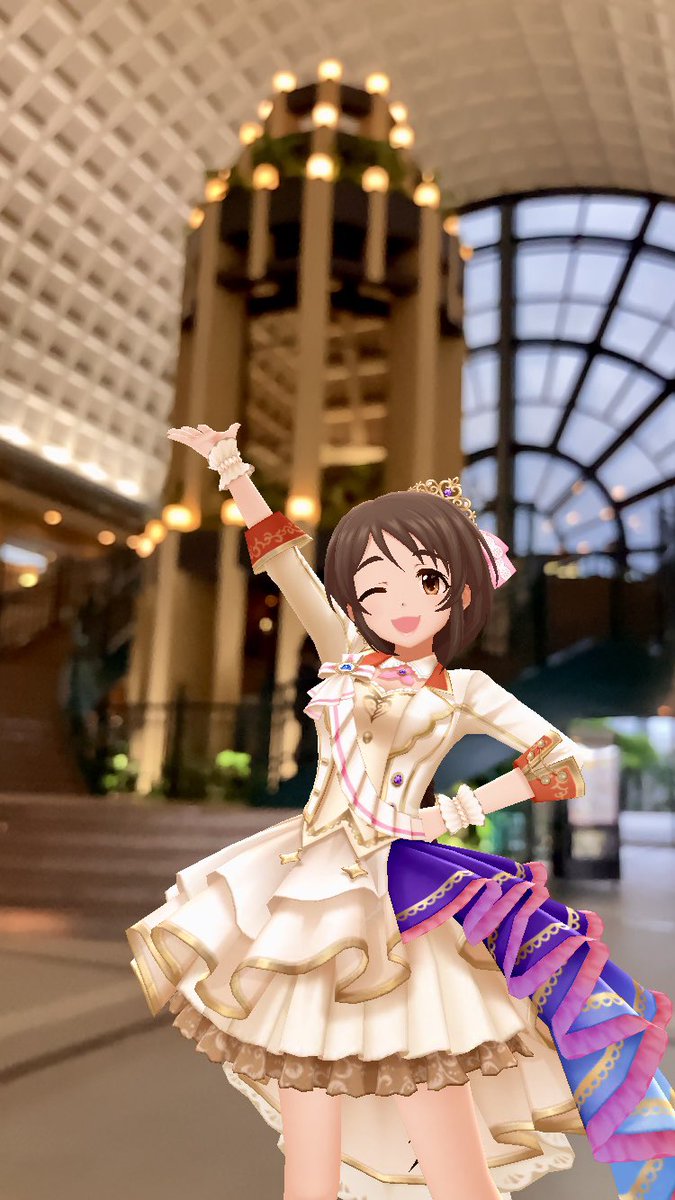 天王洲アイルの銀河劇場前にて
オシャレなホールでした♪
#相原雪乃 
#デレステAR