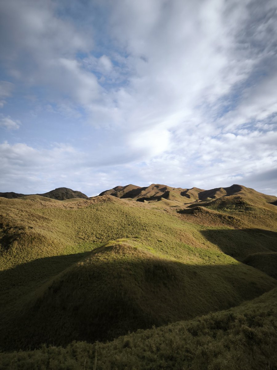 ggaabbsss's tweet photo. Finished all trails of Mt. Pulag

I didn't have any pictures of Tawangan just because it's such a shit trail. Just pure forest. https://t.co/0ebBv72amr