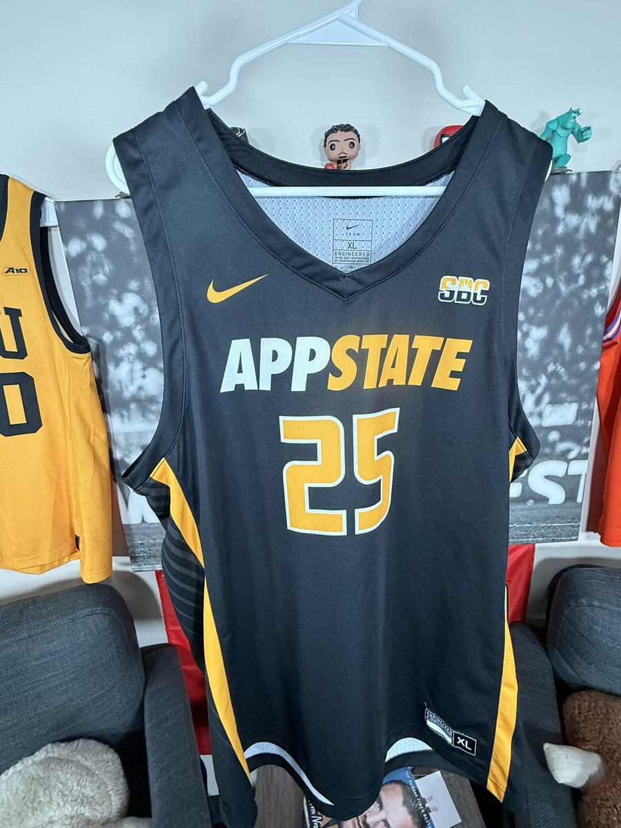 Blue Blooded (@bluebloodedpod) on Twitter photo We’ve got 2 new unis in the studio that will be on tomorrows episode✌️
Big shouts to <a href="/GW_MBB/">GW Men's Basketball</a> & <a href="/AppStateMBB/">App State Basketball</a> 🫡 We’ve got 2 new unis in the studio that will be on tomorrows episode✌️
Big shouts to <a href="/GW_MBB/">GW Men's Basketball</a> & <a href="/AppStateMBB/">App State Basketball</a> 🫡