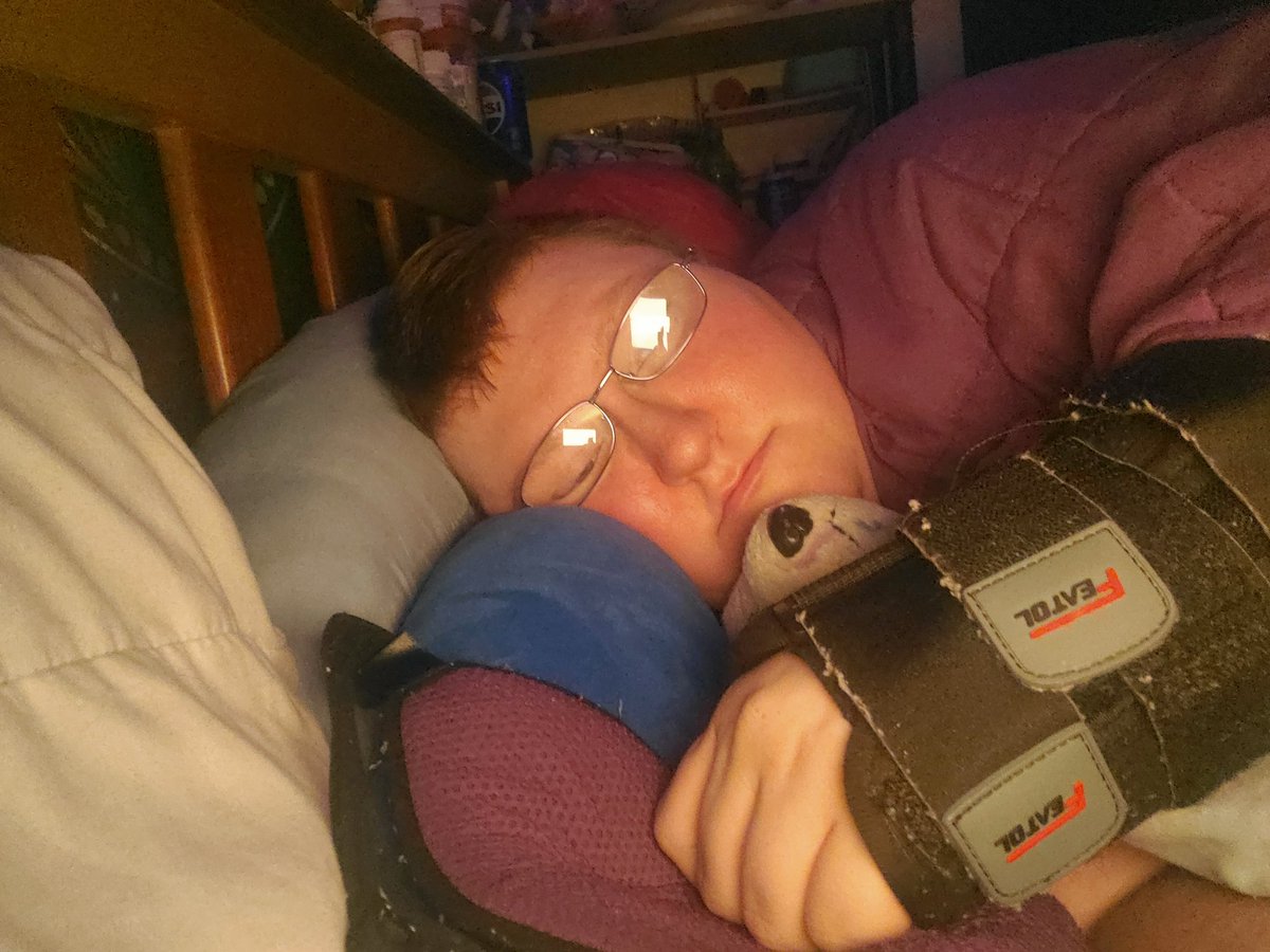 IneffablyStiles's tweet photo. How I've spent my birthday #MECFS #crashday #chronicpain #chronicfatigue #tootiredtocelebrate https://t.co/JEtvEZY817