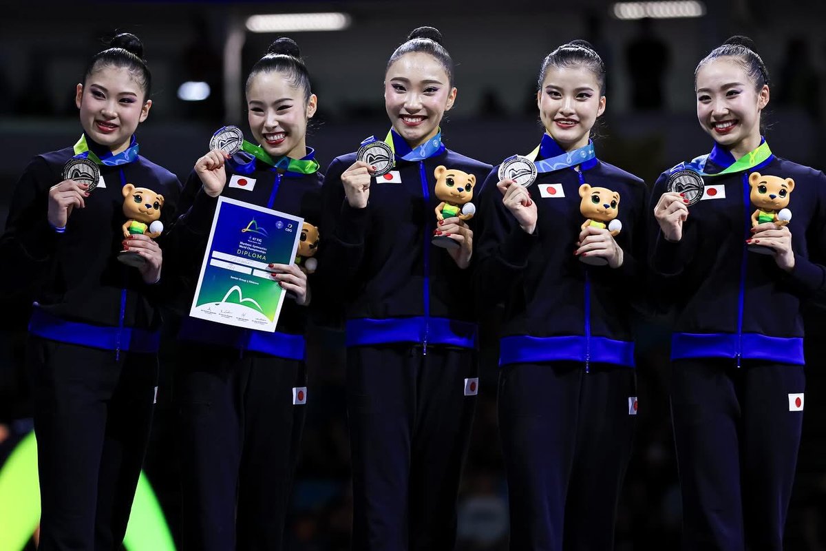 🥇🇨🇳 People’s Republic of China &amp; 🥈🇯🇵 Japan
In the 5 Ribbons Group, China dazzled their way to gold with 27.550, while Japan impressed with 26.650 to secure silver. A fantastic Asian 1–2 finish on the world stage! ✨🎀