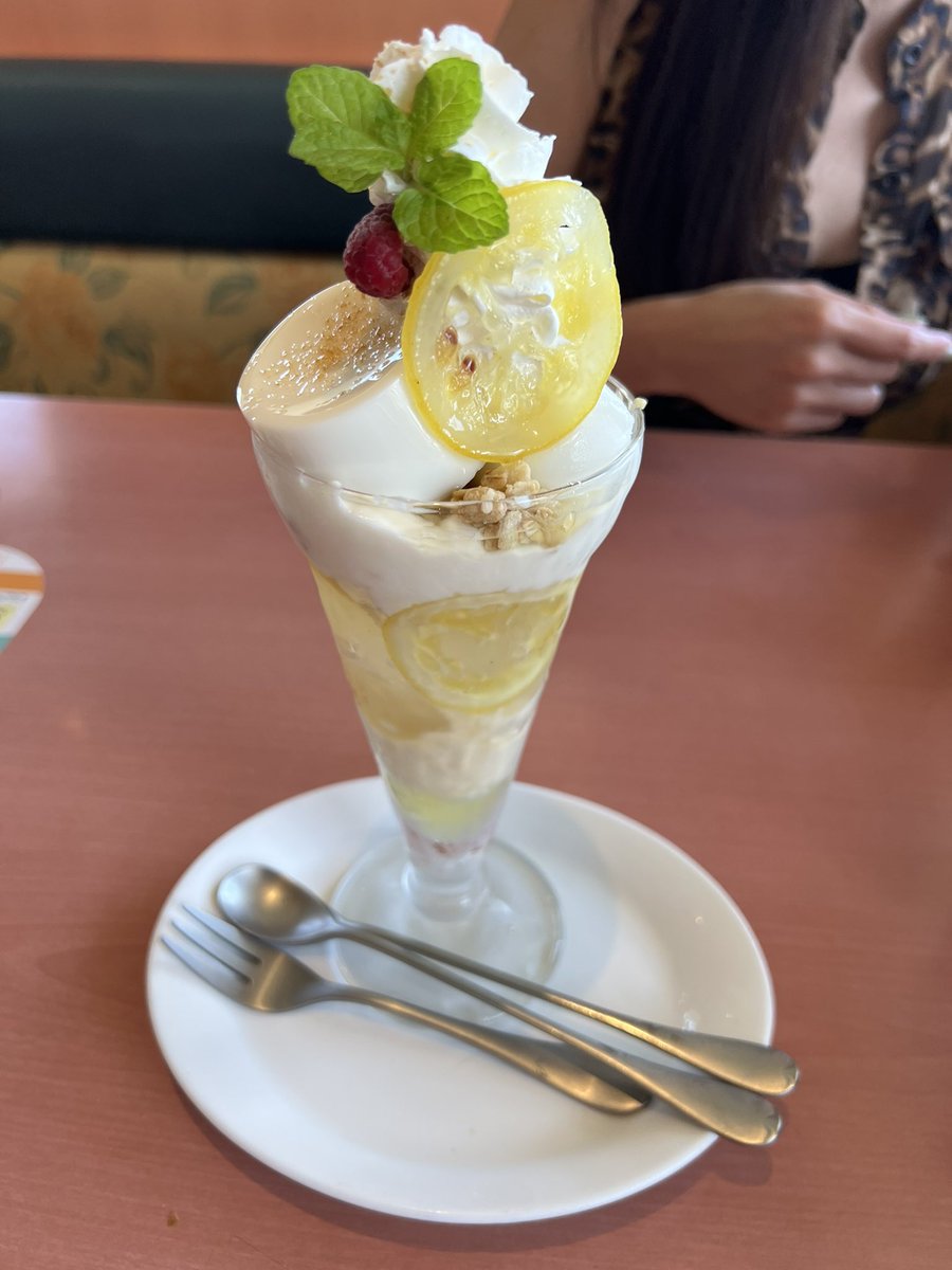 おはようございます🌞
　　　　今日も熱い絶対に暑い🫠
熱中症対策強化🥵
　　　　　　　　準備を怠るとやばい😅
　　　鉄筋工は知ってますⓂ️