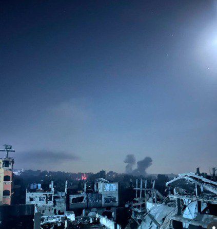 Breaking | Director General of Al-Shifa Medical Complex says the Israeli occupation is using unidentified gases in its attacks, with suffocation cases arriving at hospitals on a daily basis.