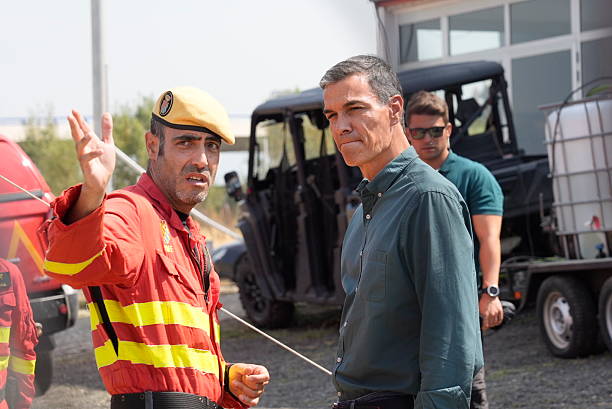 Se podrá debatir otros temas, pero lo que es irrefutable es que el Presidente Pedro Sánchez proyecta un sentido de estado y una gran  ejemplaridad en la responsabilidad institucional.

Y los hechos así lo avalan.
👇