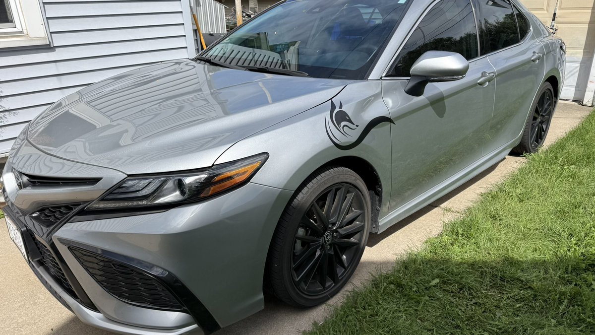 Put some snazzy art on the car.