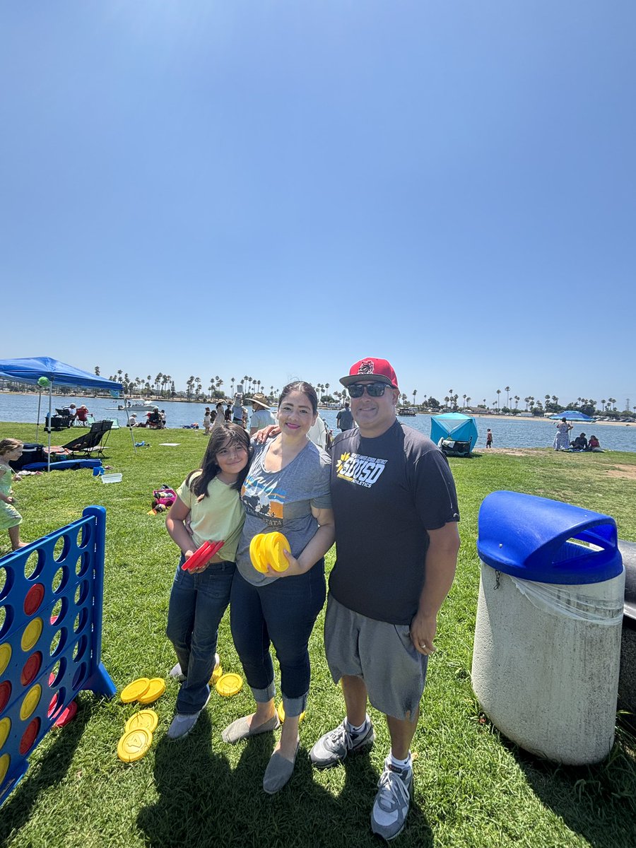 UTK-8 John Muir Language Academy tweet media