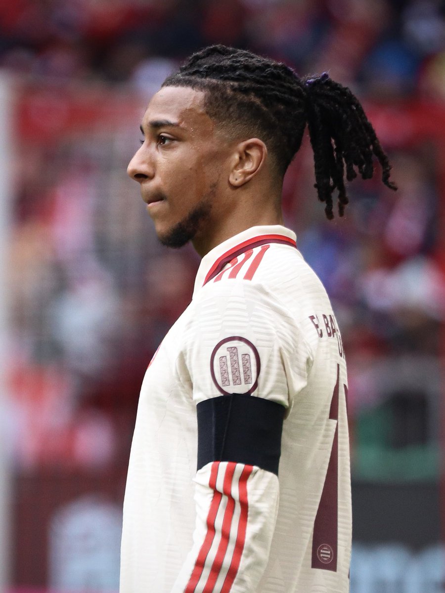 250329 📸 FC Bayern vs St. Pauli 

Michael Olise HQ