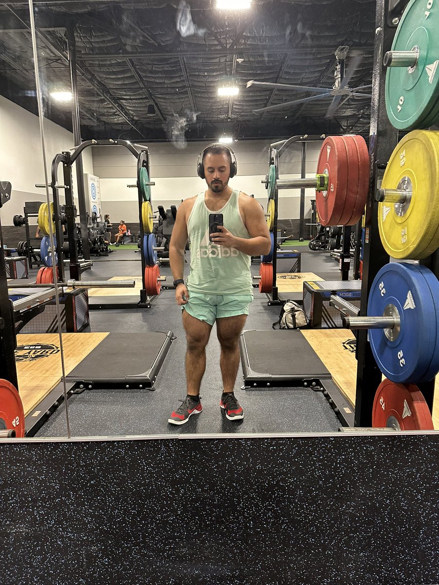 Got a max set of 5 reps on BB squats for the first time in over a year. 

Felt good to know I could still do it