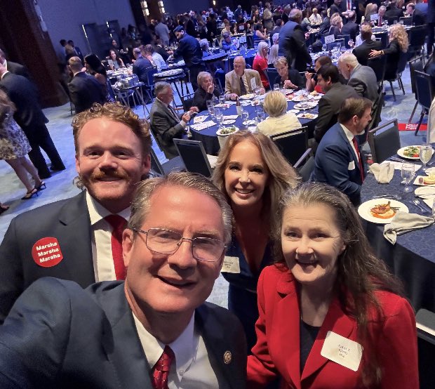 GracieNunyabiz's tweet image. I like ur “Burchett selfie” pic!
@timburchett is the selfie master😁
I brought #CodeOfVets Founder, Gretchen Smith to ur reception, @VoteMarsha, at @MichaelLotfi encouraging. (You have great cheerleader in him) Remiss we didn’t get to meet @WardBaker tho. Perhaps another time…