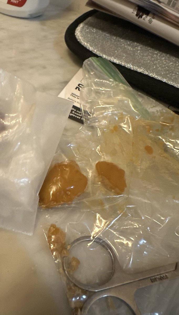 Let's get high and do what ever the highness says💦🍑🥶