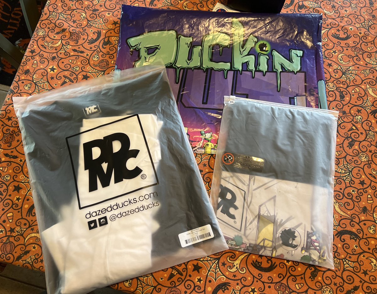 Love coming home to presents in the mail!
<a href="/DazedDucks_sol/">DazedDucks</a> nailed it on packaging and shirt designs!!!