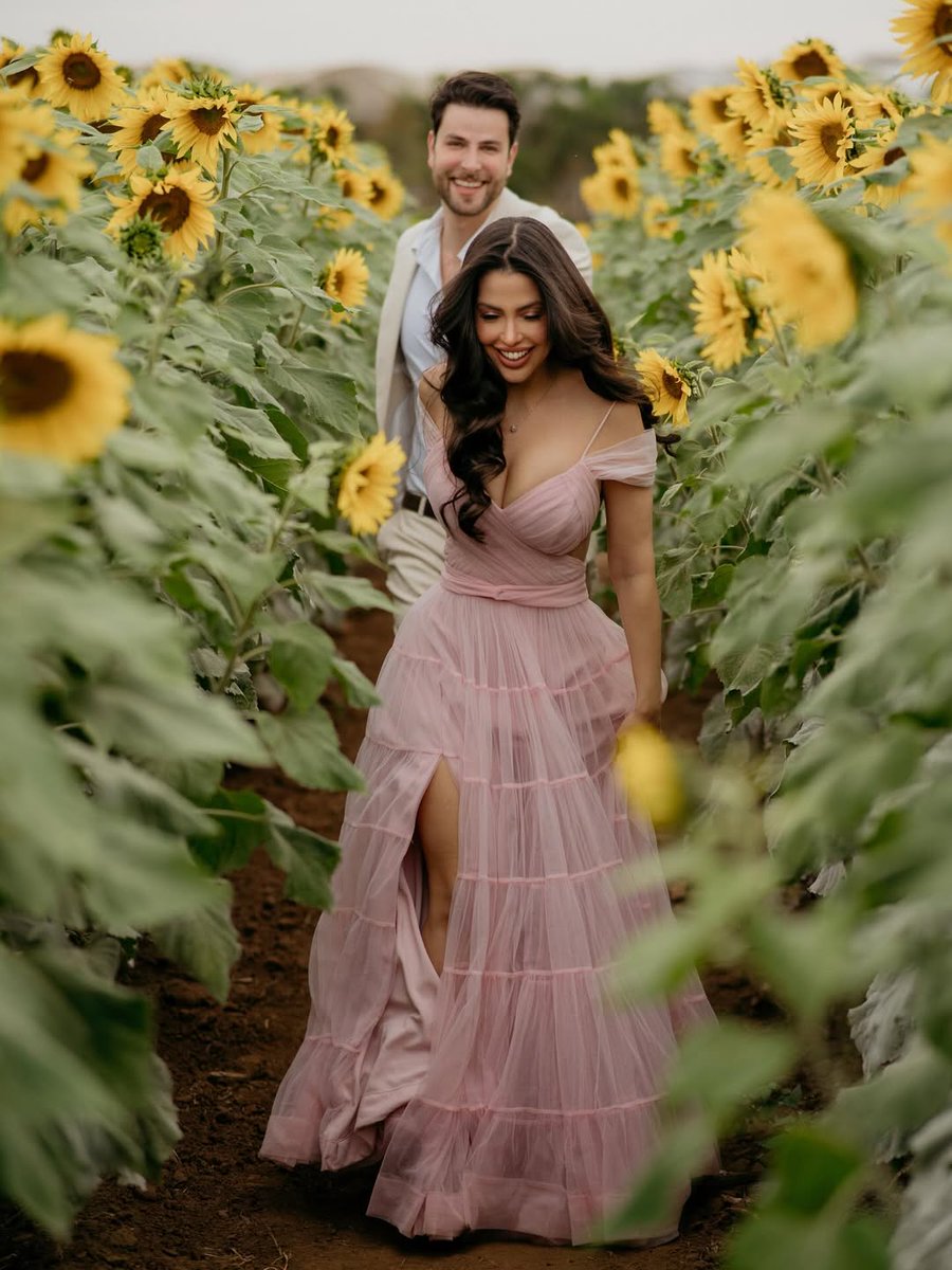 Danirj_2892's tweet image. Só quem está aqui desde que ninguém dava nada por eles ,vai entender a emoção de ver tudo se concretizar 🥹😍

Que nossa senhora continue abençoando e Protegendo vocês meus amores ! 
#Lagusta #Vencemos