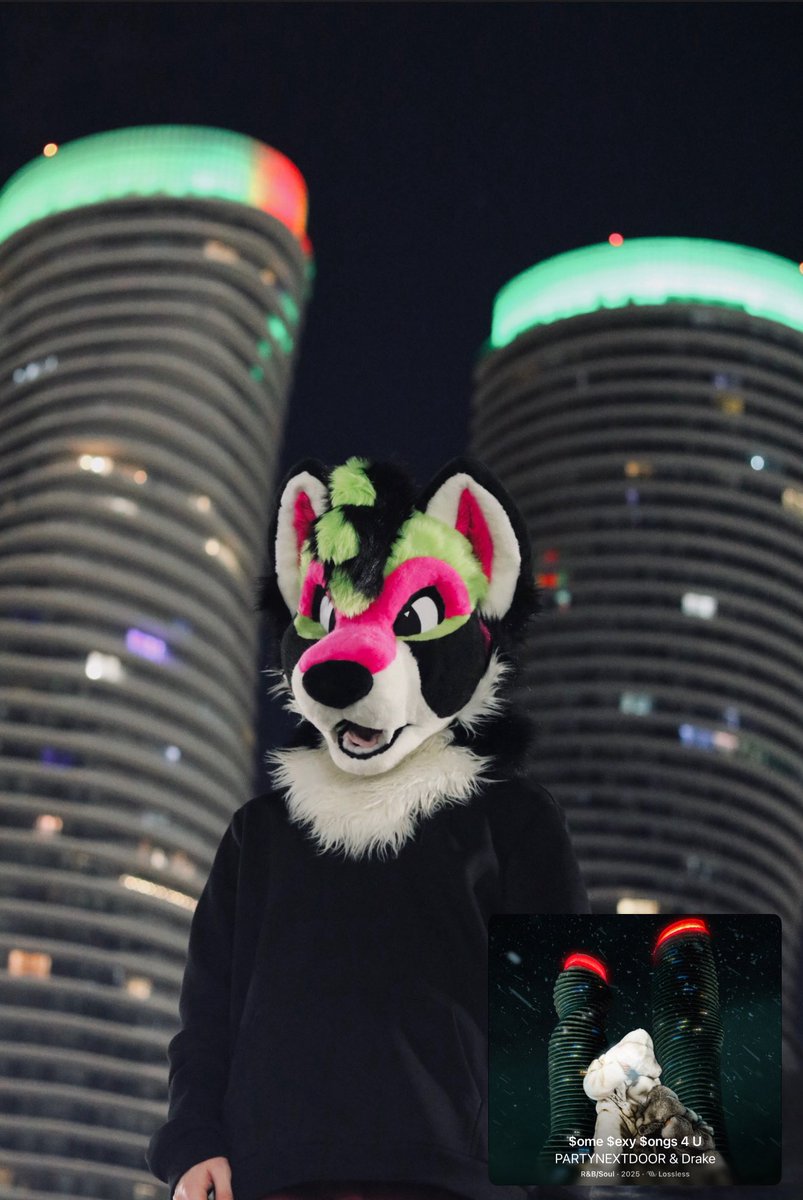 who’s callin’ my phone? (who’s callin’ that shit?)