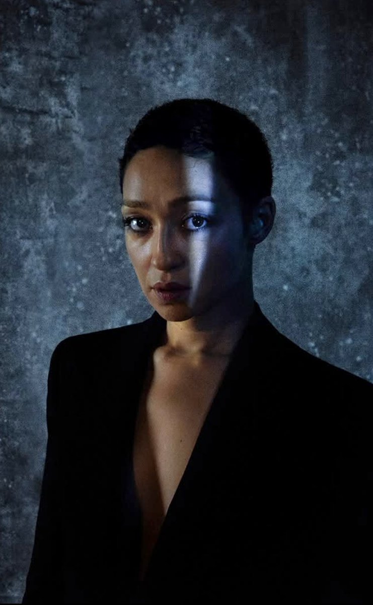 voidofchris's tweet image. Ruth Negga / Hamlet shot 2017 in Dublin 
📸 by me