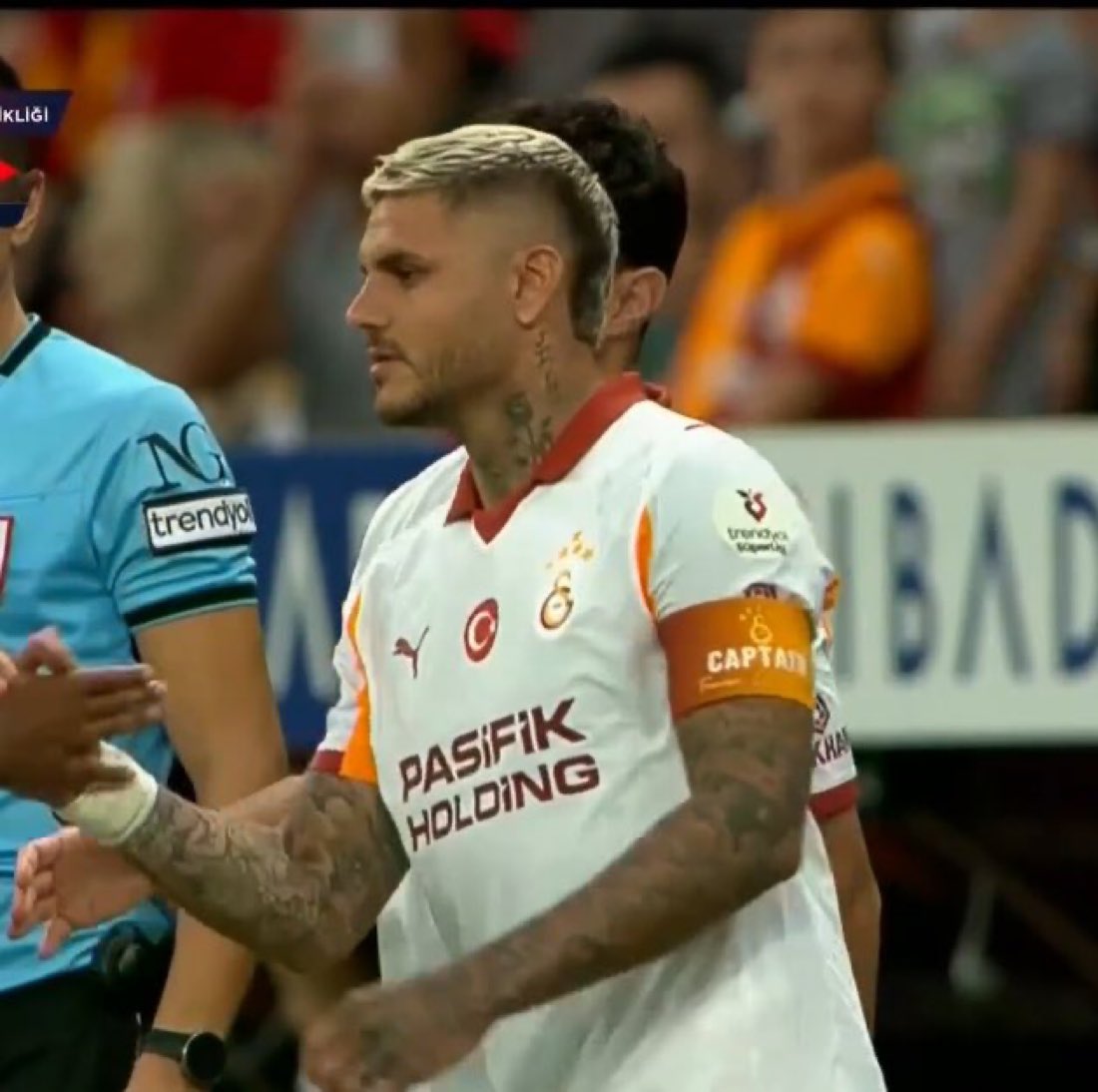 Cimbom Queen (@cimbomqueen) on Twitter photo Şaka maka oyunu gerçekten çok iyi kuruyor Mauro Icardi. Zaniolo’ya attığı pas, golün asıl hazırlayıcı hamlesiydi. Şaka maka oyunu gerçekten çok iyi kuruyor Mauro Icardi. Zaniolo’ya attığı pas, golün asıl hazırlayıcı hamlesiydi.