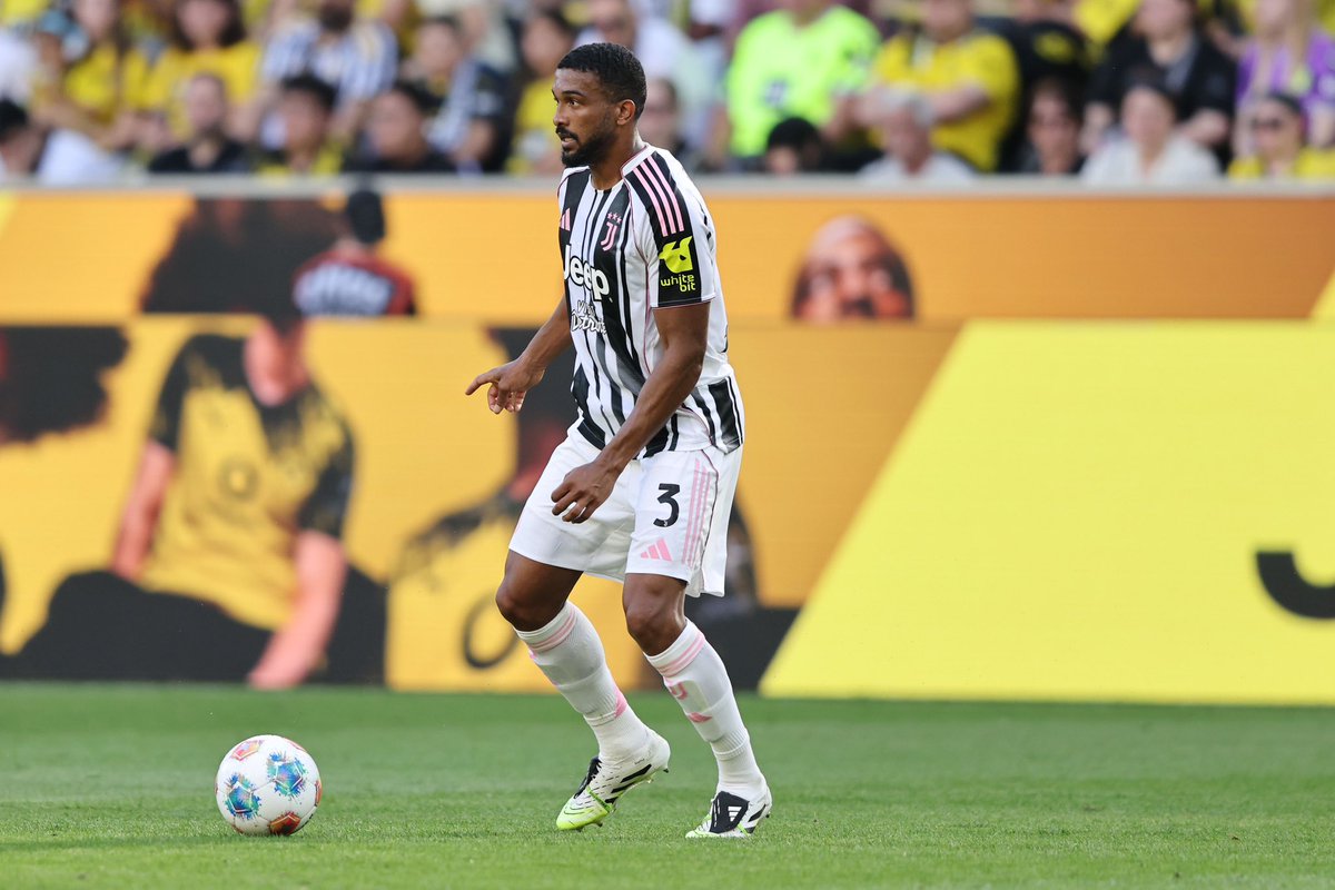 ⚫️⚪️🇧🇷 Gleison Bremer returns after long injury with first appearance in Serie A one year later…

…and it’s clean sheet for Juventus. Key player.