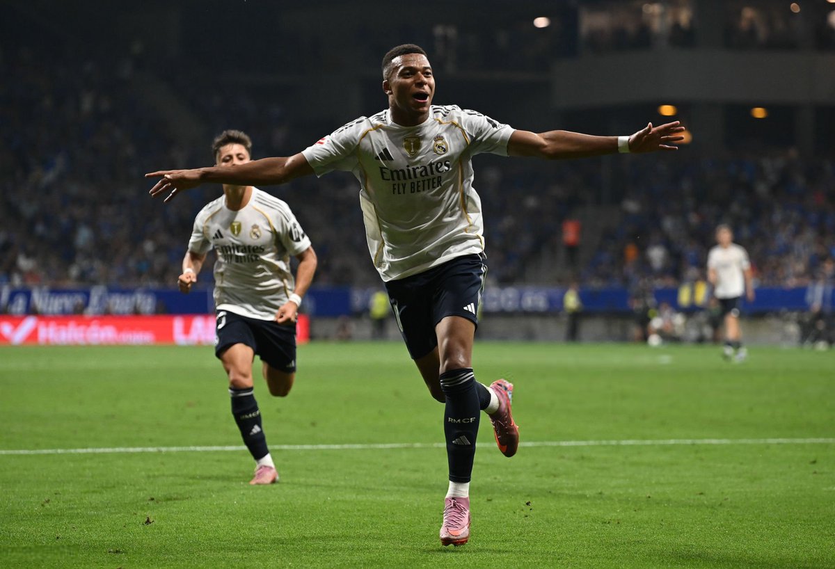 WC Photo 🏆 tweet media