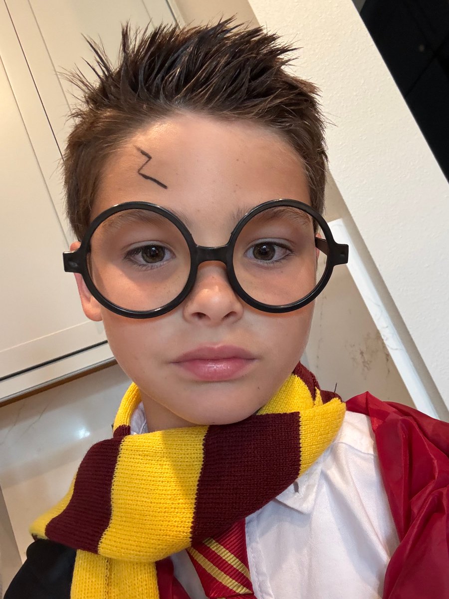 AmyNielsen06's tweet image. This morning my #asd #ARFID son had challenges eating breakfast. We worked through it. Then he wanted to know when I knew he had autism, what the signs were, how he got diagnosed, autism statistics, and more. It was such a productive chat. Self-advocacy is so important.