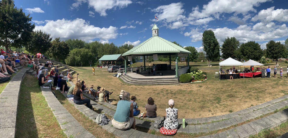 Rally in the Valley at the Pembroke waterfront!

Freedom speakers happening in the foreground and gospel music happening closer to the water in the background!