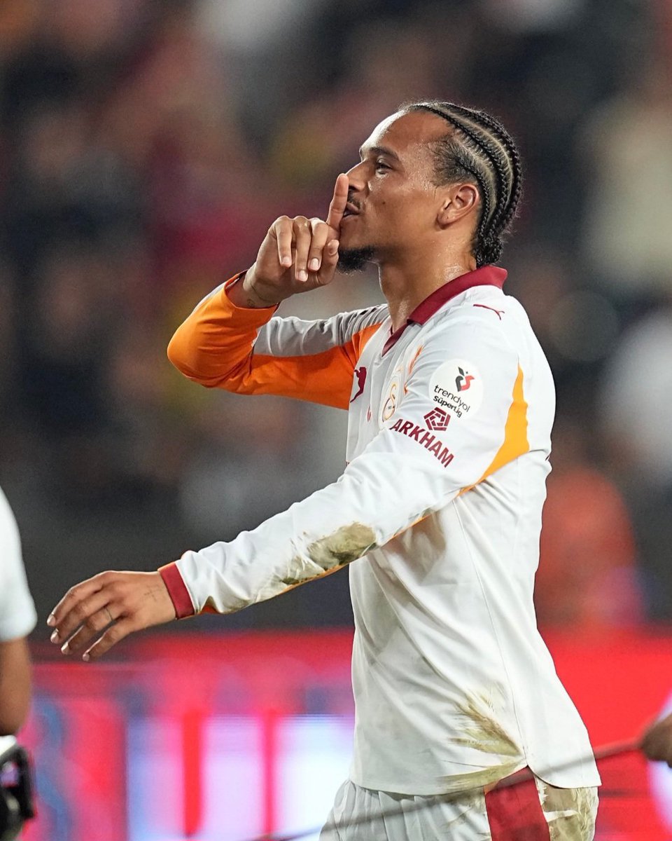 ugur (@schweiz__) on Twitter photo Sağ ayağına şiir yazılır , sol ayağına roman..
İki ayağını anlatmaya kalksak destan olur destan..
<a href="/leroy_sane/">Leroy Sané</a> Sağ ayağına şiir yazılır , sol ayağına roman..
İki ayağını anlatmaya kalksak destan olur destan..
<a href="/leroy_sane/">Leroy Sané</a>