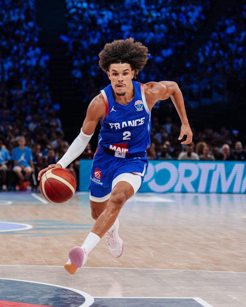 Équipes de France de Basket (@frabasketball) on Twitter photo Nadir Hifi remplace Matthew Strazel.
Le combo guard (23 ans, 6 sélections) retrouvera les Bleus dès lundi en Pologne et participera à l'<a href="/EuroBasket/">FIBA EuroBasket</a>.
#TeamFranceBasket | #PassionnémentBleu | #EuroBasket Nadir Hifi remplace Matthew Strazel.
Le combo guard (23 ans, 6 sélections) retrouvera les Bleus dès lundi en Pologne et participera à l'<a href="/EuroBasket/">FIBA EuroBasket</a>.
#TeamFranceBasket | #PassionnémentBleu | #EuroBasket