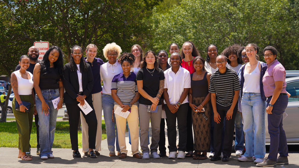 UIW Women's Basketball tweet media