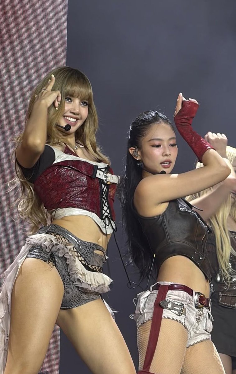 jenlisa pics tweet media
