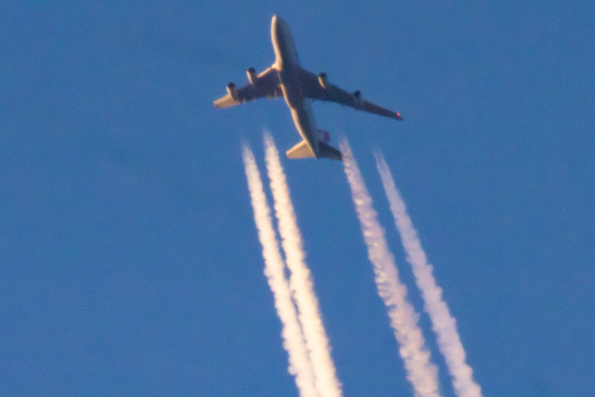 Ioana ποΈ (@ioanalogafatu) on Twitter photo LX-LCL Cargolux
Boeing 747-4HAF(ER)
Do I have a strange angle, or are those wings really uneven? LX-LCL Cargolux
Boeing 747-4HAF(ER)
Do I have a strange angle, or are those wings really uneven?
