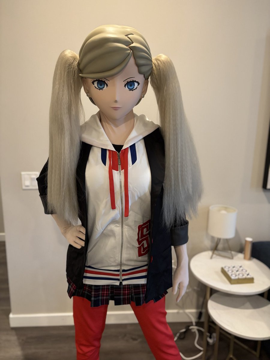 Please feel free to say hi to me at Matsuri if you’re attending! I’m gonna be there to steal your hearts! 💕 @matsuricon

📸: <a href="/vivian_kigs/">Vivian</a> #persona5