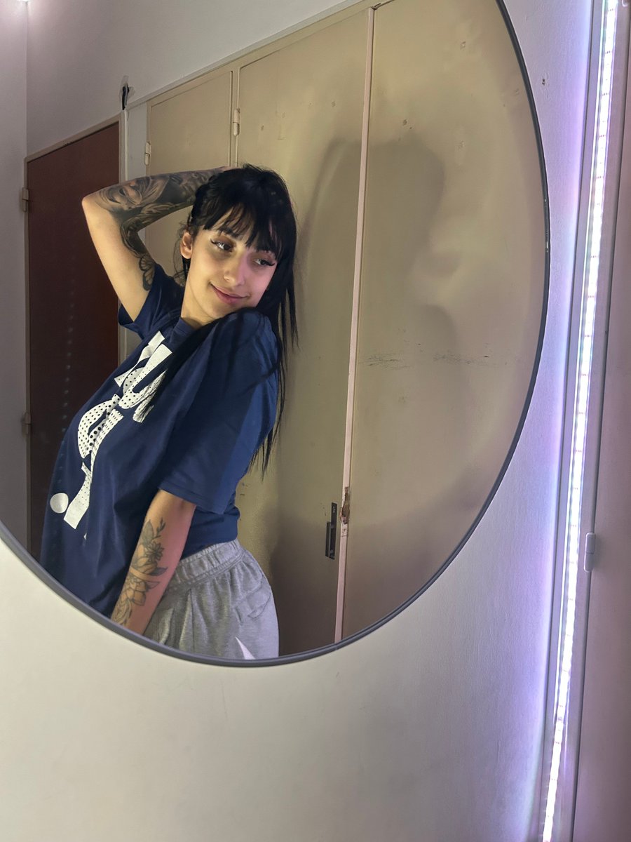 Viola Lane (@swati7827sc) / Posts / X